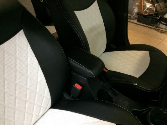 Авточехлы на Hyundai Solaris