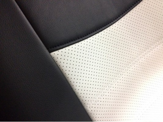 Авточехлы на Lada Granta