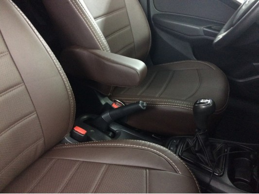 Авточехлы на Lada Vesta