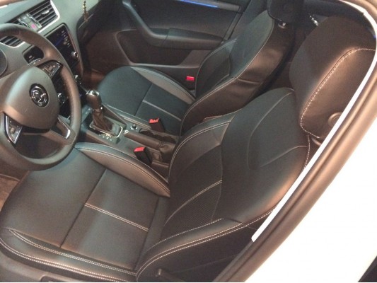 Каркасные авточехлы на Skoda Octavia A7 FL