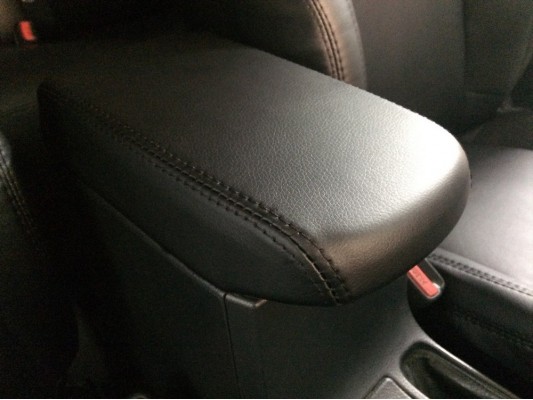 Перетяжка центрального подлокотника